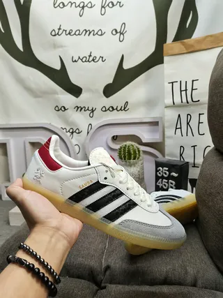 Adidas White Red Low-Top Gum Sole Lifestyle Sneakers 5