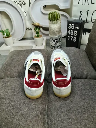 Adidas White Red Low-Top Gum Sole Lifestyle Sneakers 8