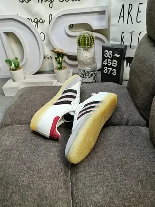 Adidas Blanc Rouge Low-Top Semelle en Caoutchouc Sneakers Lifestyle 6