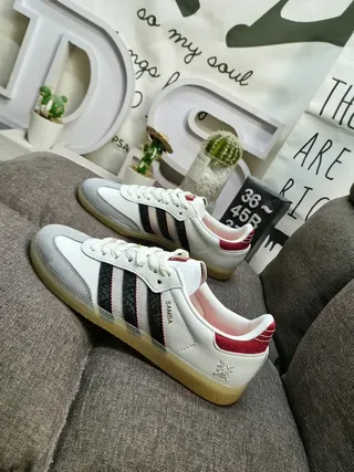 Adidas Blanc Rouge Low-Top Semelle en Caoutchouc Sneakers Lifestyle 7