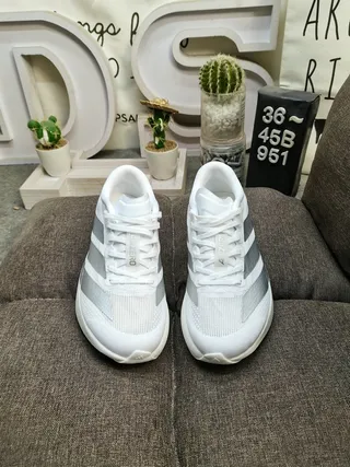 Adidas White Silver Lightweight Mesh Upper Sculpted Foam Midsole Running Shoes 10