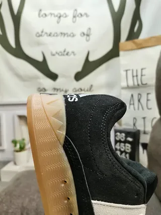 Adidas Yellow Black Suede Upper Three-Stripe Side Panel Lifestyle Sneakers 23