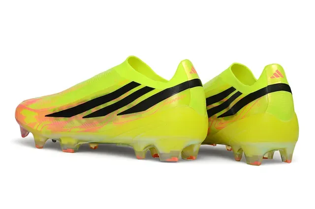 Adidas Chaussures de football jaune multicolor coupe basse ajustement chaussette partie supérieure overlay gradiente iridescent sol ferme 4