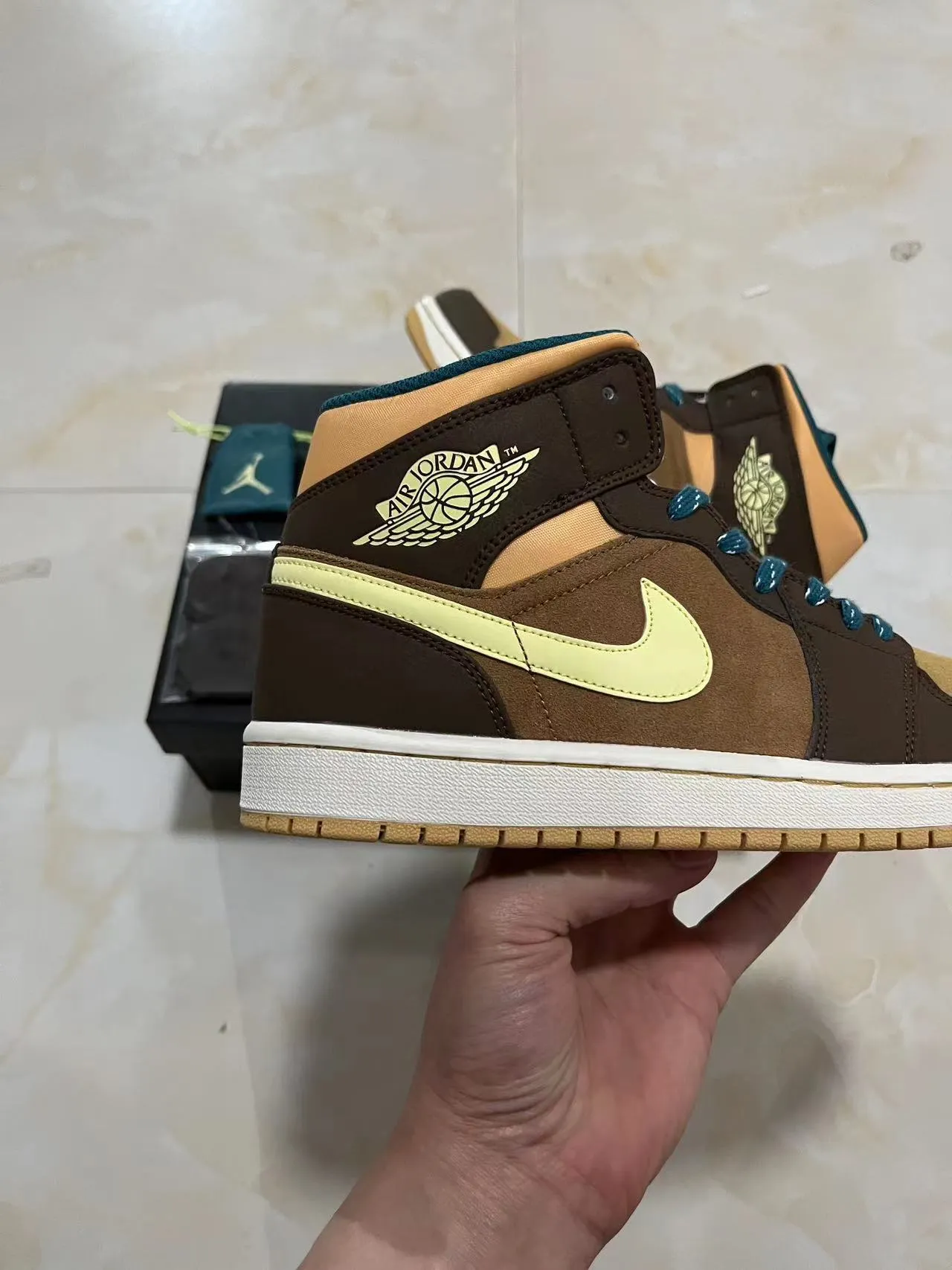 Air Jordan 1 Brown Beige High-Top Suede-Leather Panelled Basketball Shoes 7
