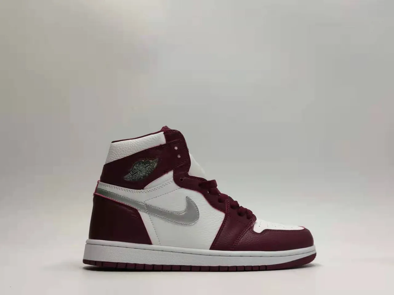 Air Jordan 1 Burgundy and White Leather Basketball Shoes 2