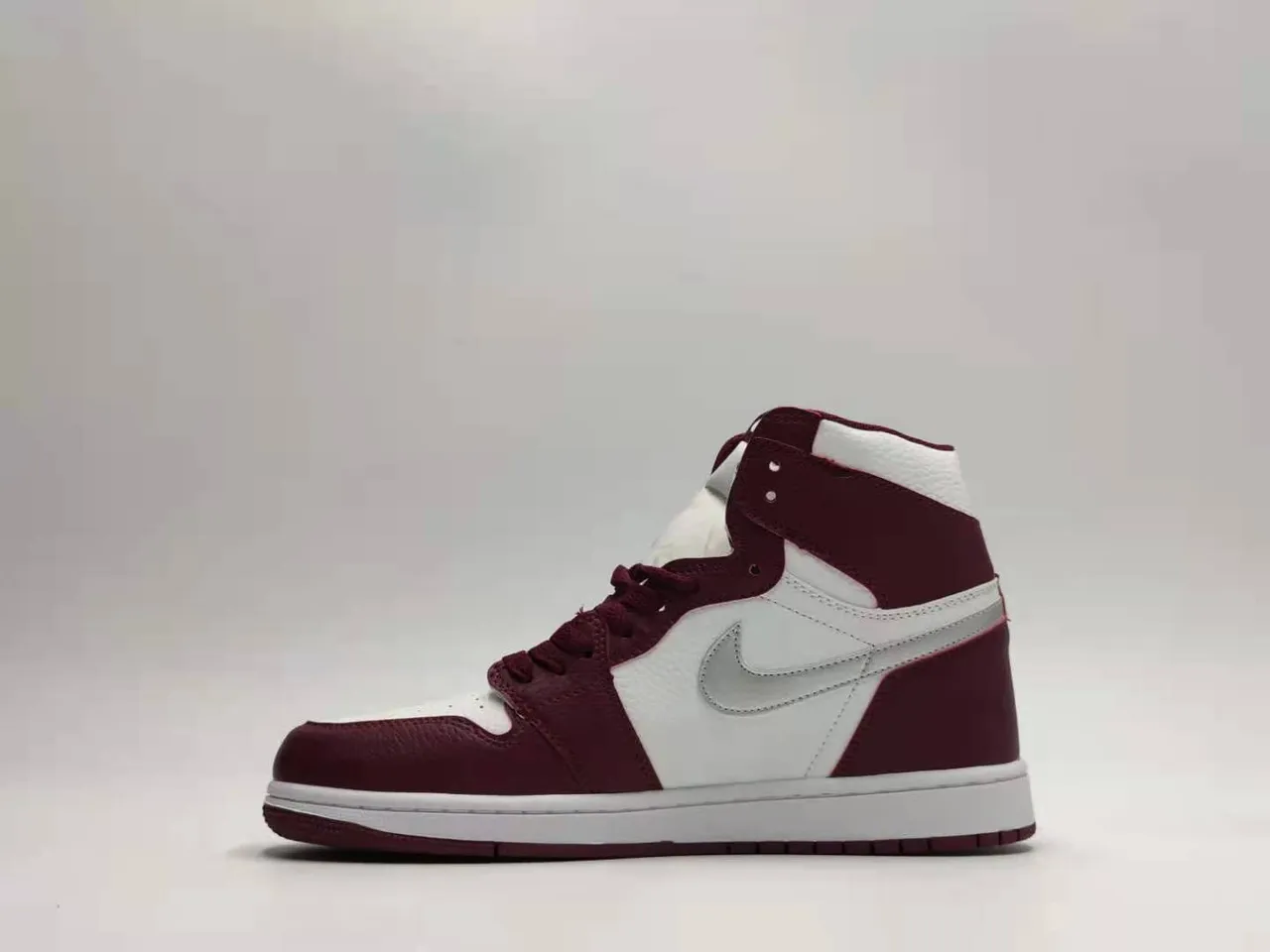 Air Jordan 1 Burgundy and White Leather Basketball Shoes 3