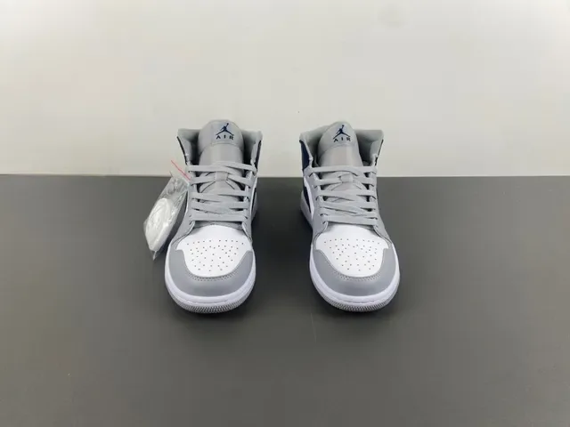 Air Jordan 1 Gray Navy High-Top Leather-Paneled Basketball Shoes 11