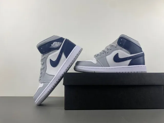 Air Jordan 1 Gray Navy High-Top Leather-Paneled Basketball Shoes 14