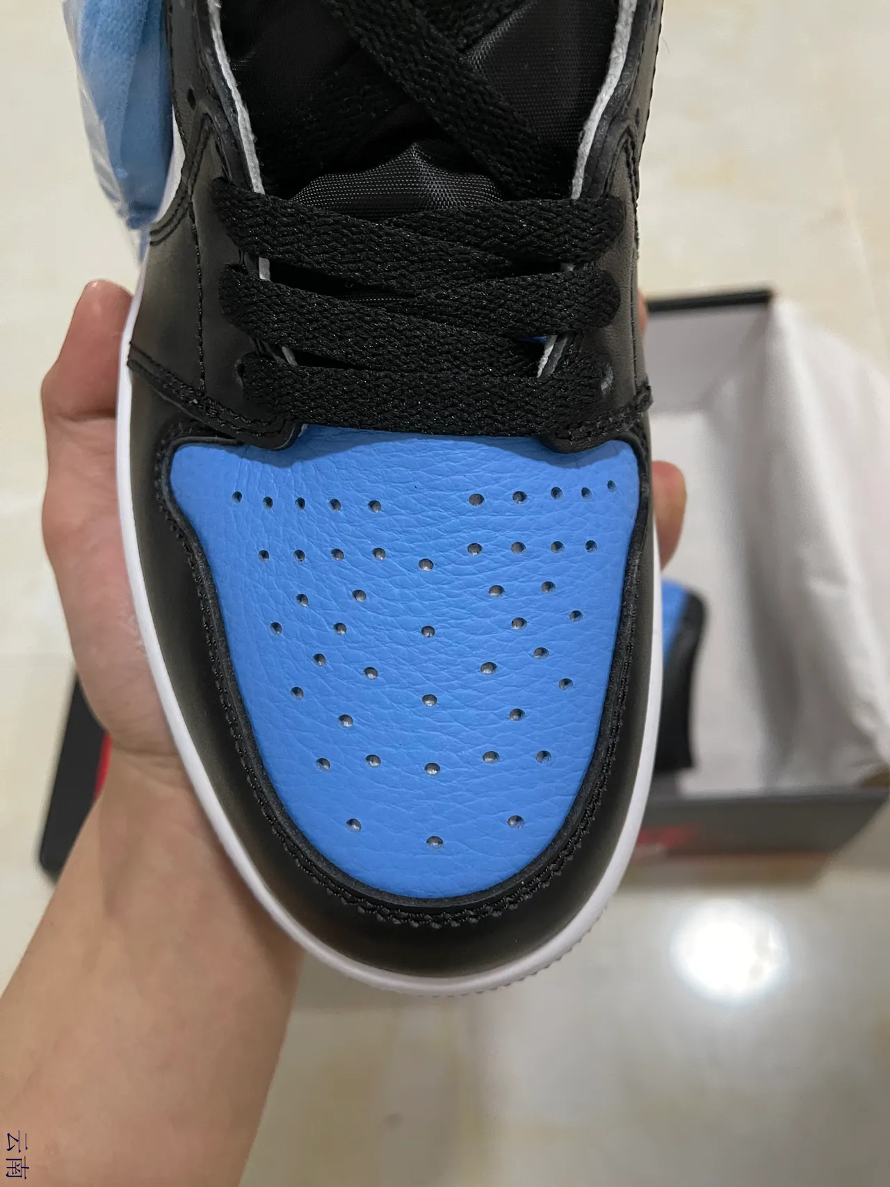 Air Jordan 1 High Black White University Blue Basketball Shoes 3