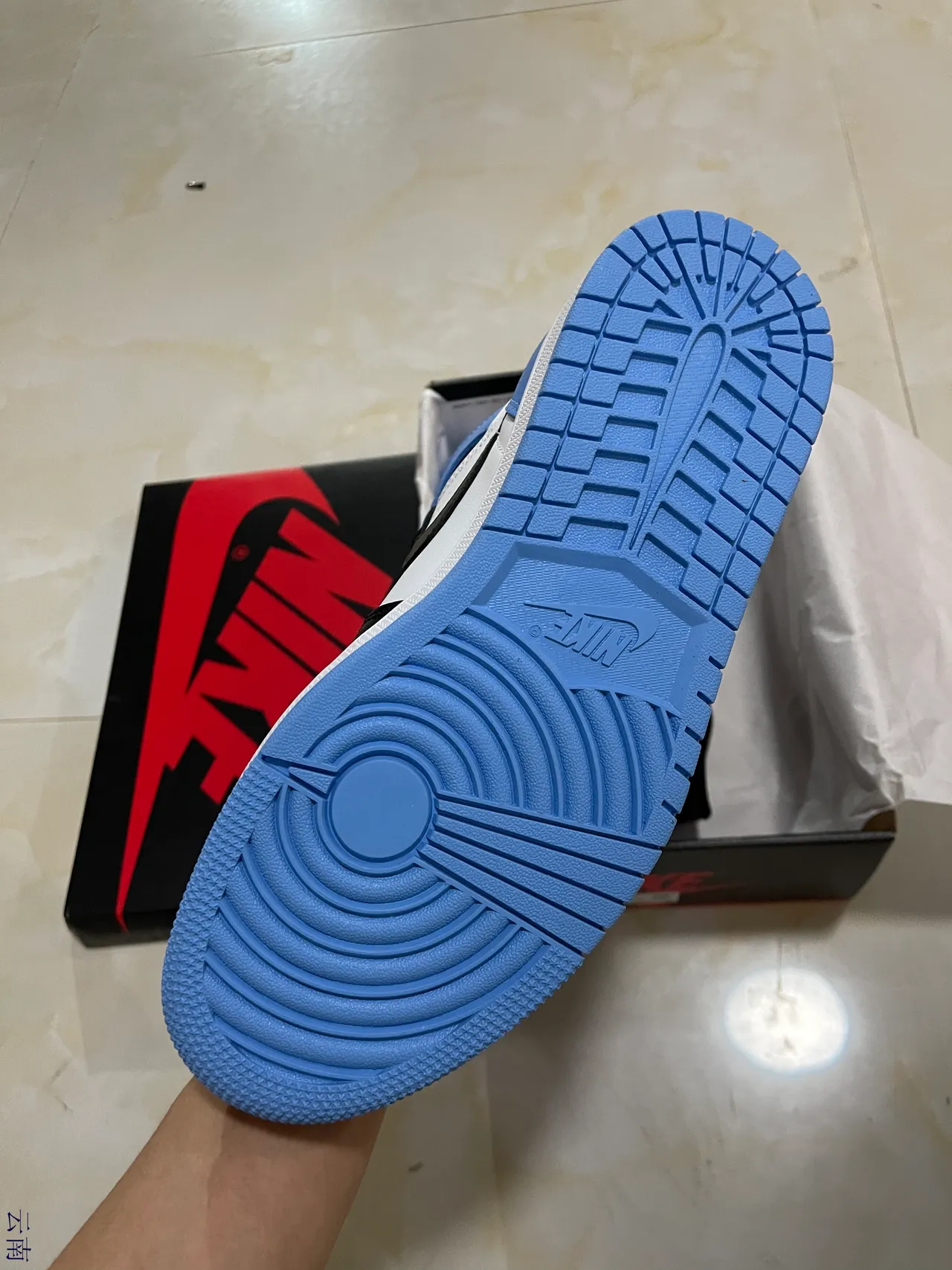Air Jordan 1 High Black White University Blue Basketball Shoes 5