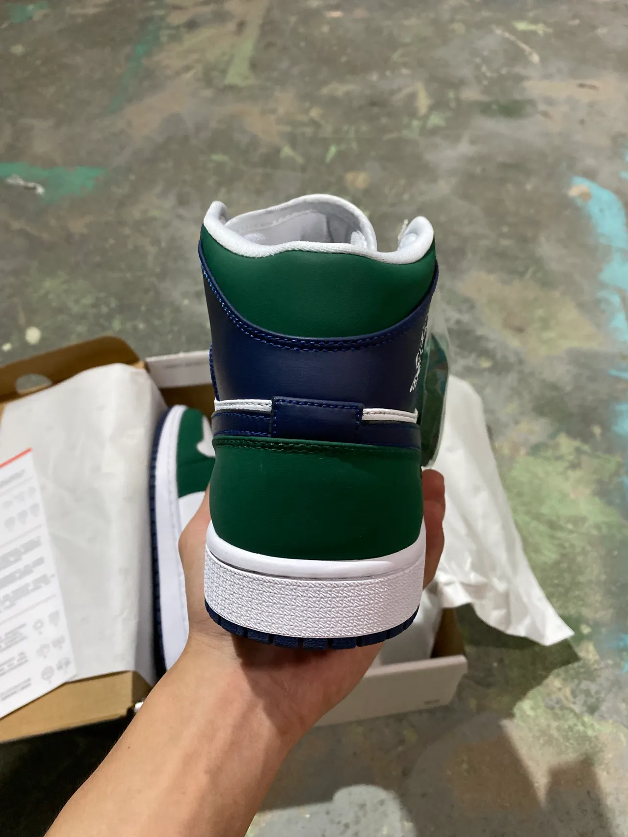 Air Jordan 1 High Forest Green Navy White Basketball Shoes 6