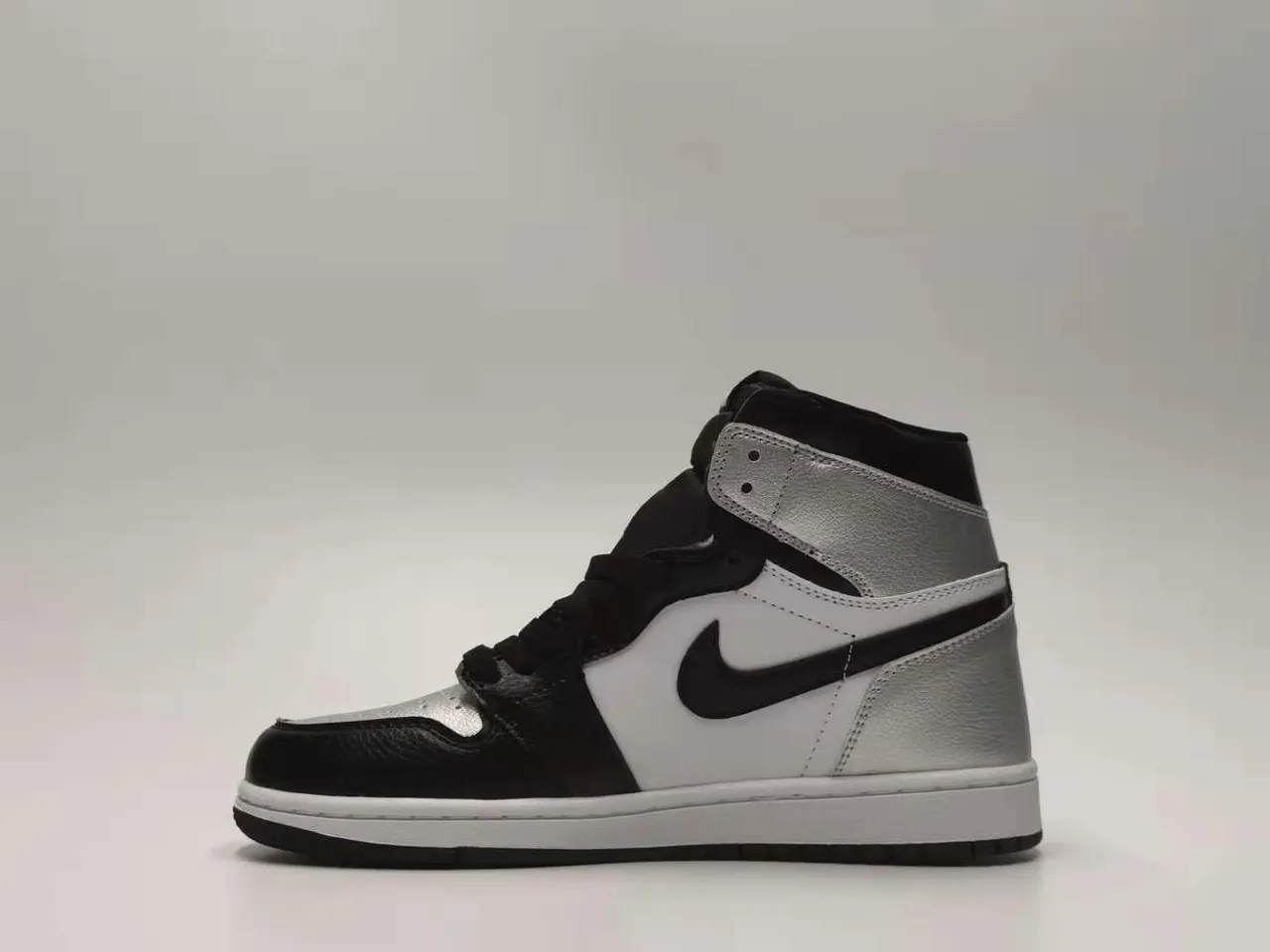 Air Jordan 1 High Metallic Silver Black White Basketball Shoes 5
