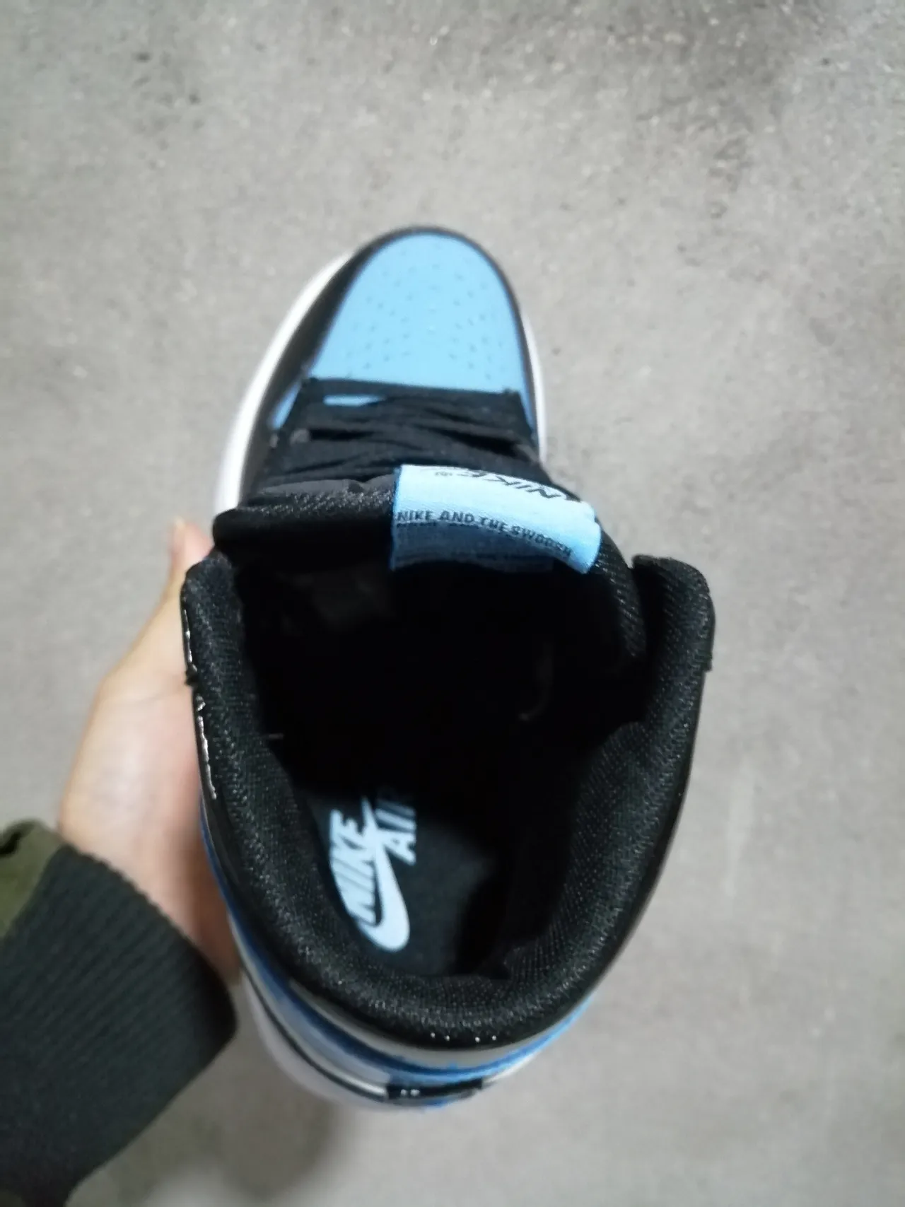 Air Jordan 1 High Cuero Patentado University Blue Negro Blanco Zapatillas de Baloncesto 5