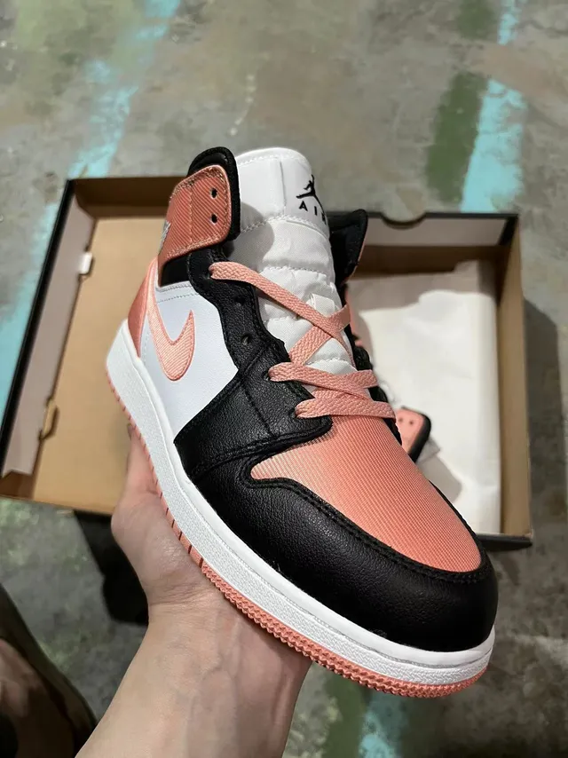Air Jordan 1 High Peach Pink Black White Basketball Shoes 2