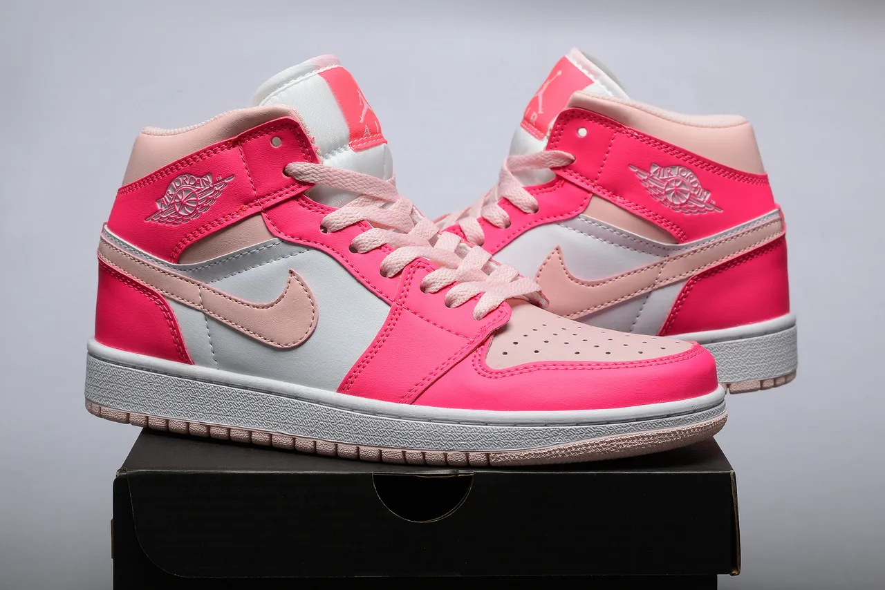 Air Jordan 1 High Zapatos de Baloncesto Rosa y Blanco 4