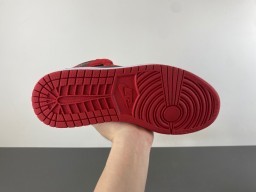 Chaussures de basketball Air Jordan 1 High rouge blanc noir 8