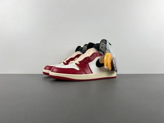Air Jordan 1 High chaussures de basketball rouge blanc noir 10