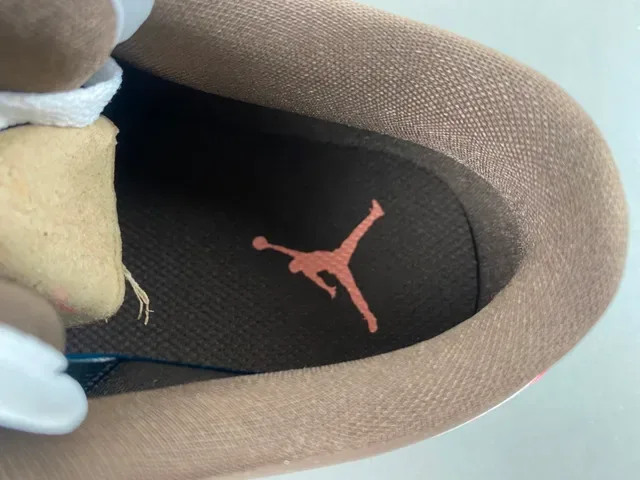 Air Jordan 1 Low Brown and Peach Leather Lifestyle Sneakers 7
