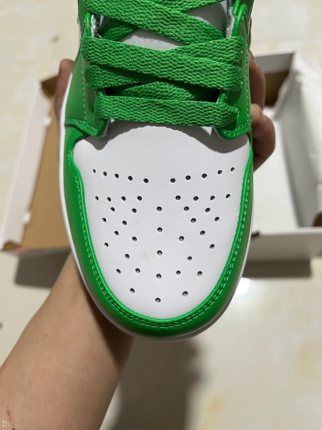 Zapatillas lifestyle Air Jordan 1 Low verde blanco azul 3