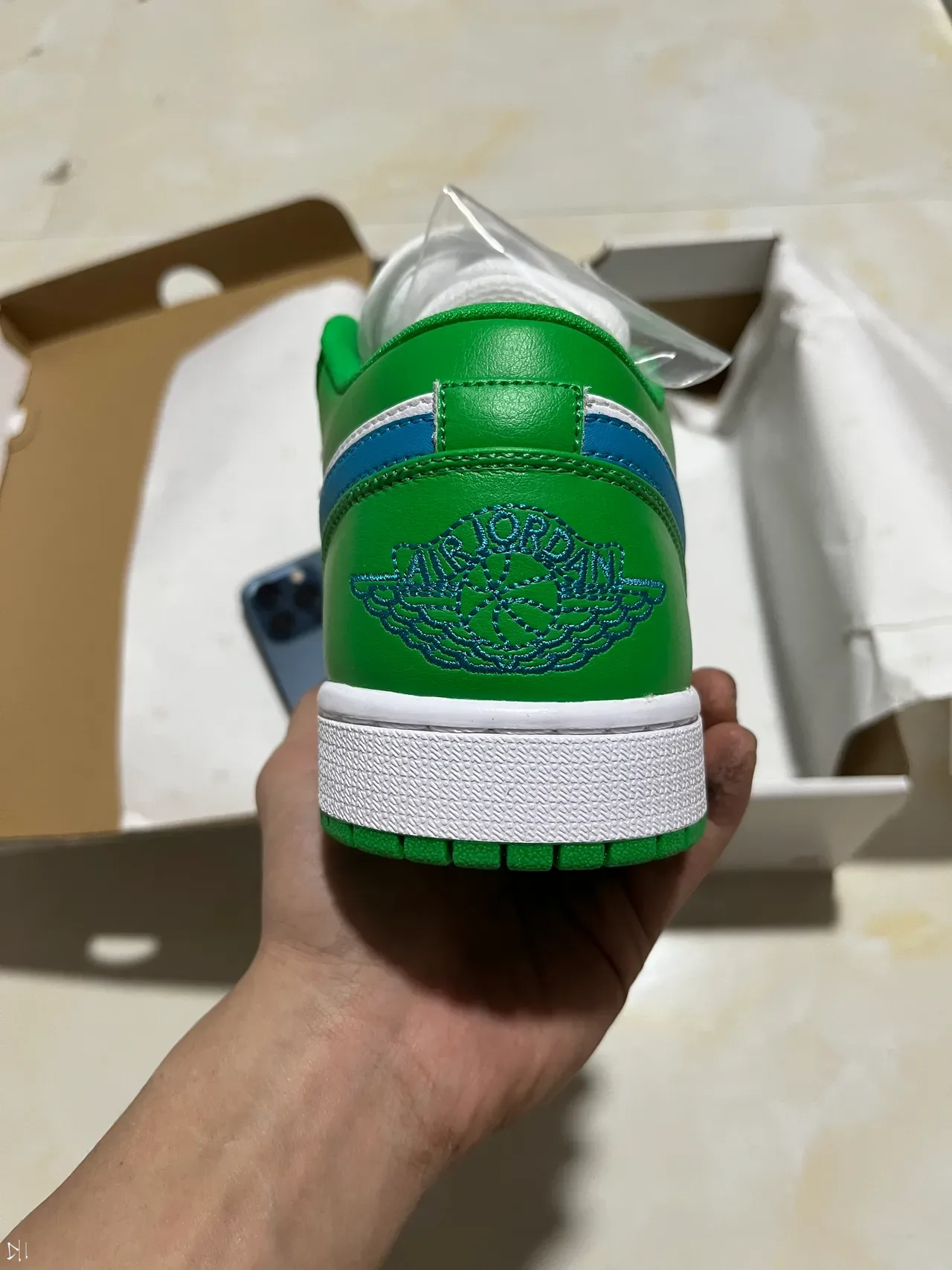 Zapatillas lifestyle Air Jordan 1 Low verde blanco azul 6