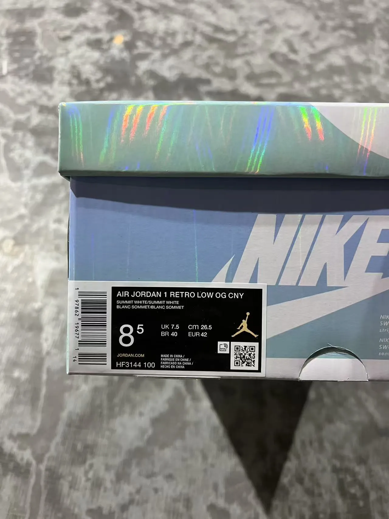 Air Jordan 1 Low Light Gray Iridescent Swoosh Lifestyle Sneakers 10