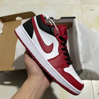 Air Jordan 1 Low White Red Black Basketball Shoes