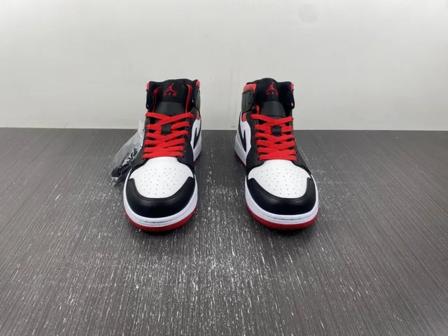 Air Jordan 1 White Red High-Top Perforated Toe Basketball Shoes 3