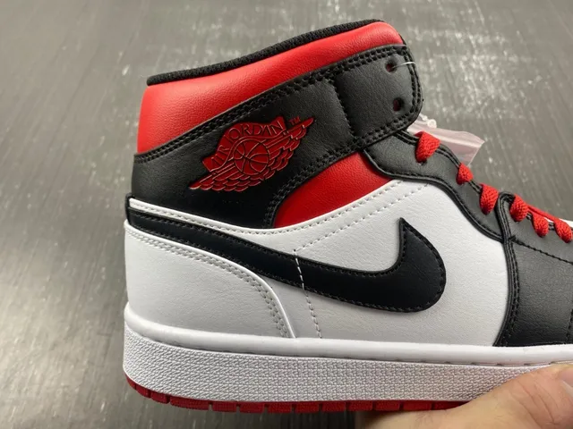 Air Jordan 1 White Red High-Top Perforated Toe Basketball Shoes 5