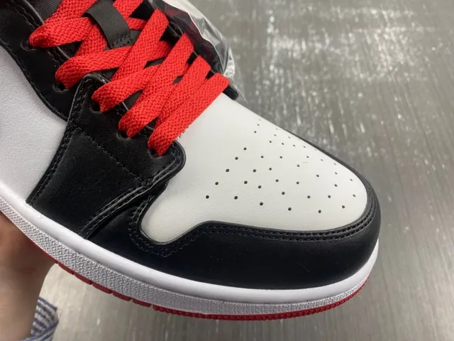 Air Jordan 1 White Red High-Top Perforated Toe Basketball Shoes 6