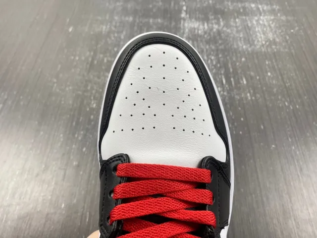 Air Jordan 1 White Red High-Top Perforated Toe Basketball Shoes 10