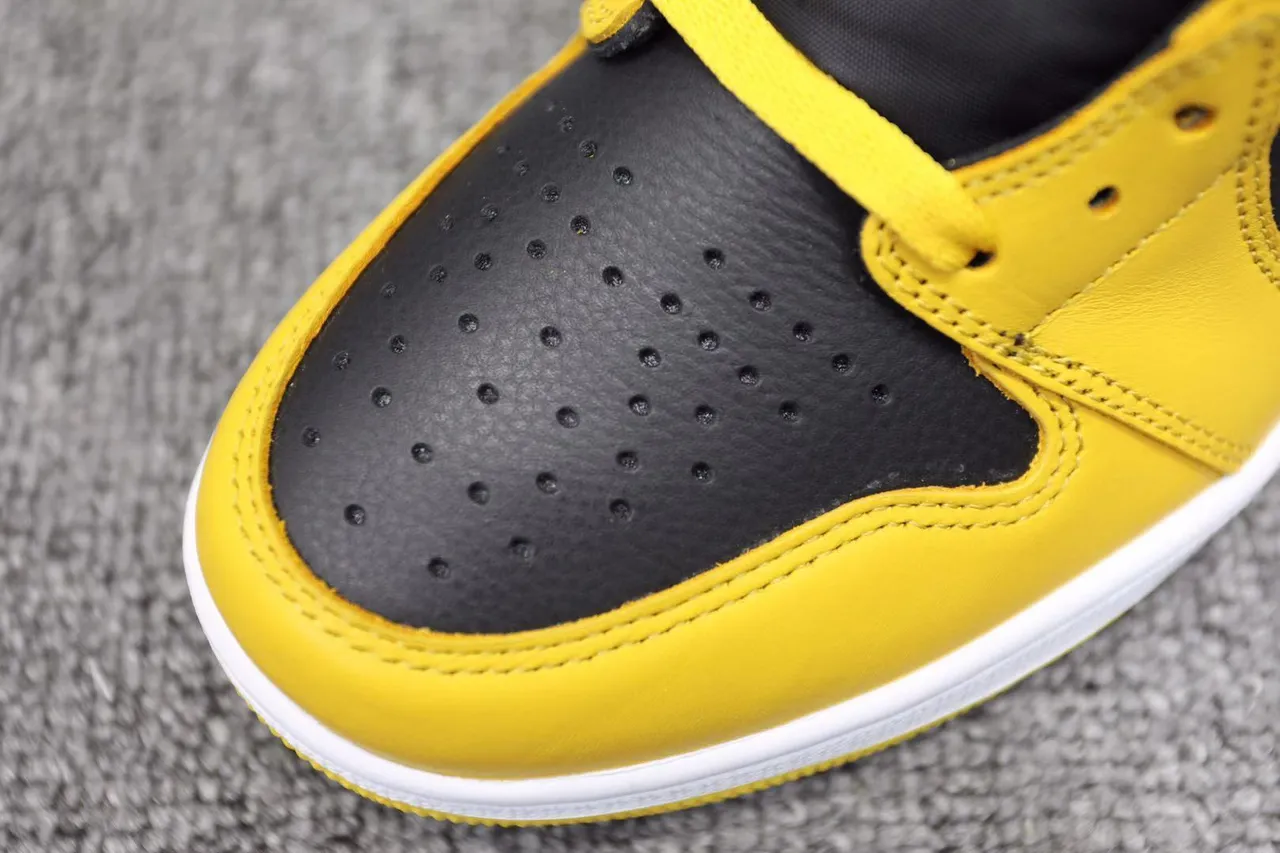 Air Jordan 1 Yellow and Black Basketball Shoes 5