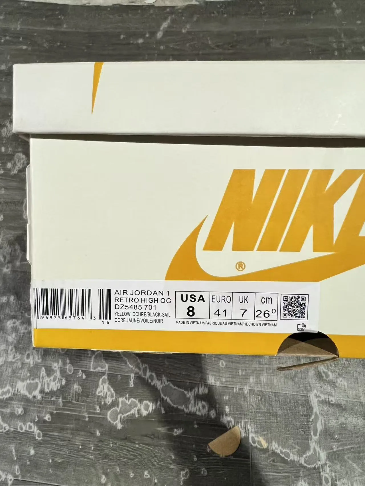 Air Jordan 1 Yellow Black High-Top Leather Upper Basketball Shoes 10