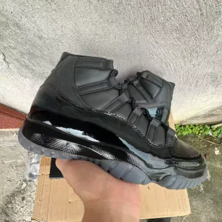 Air Jordan 11 Black Patent Leather Basketball Shoes