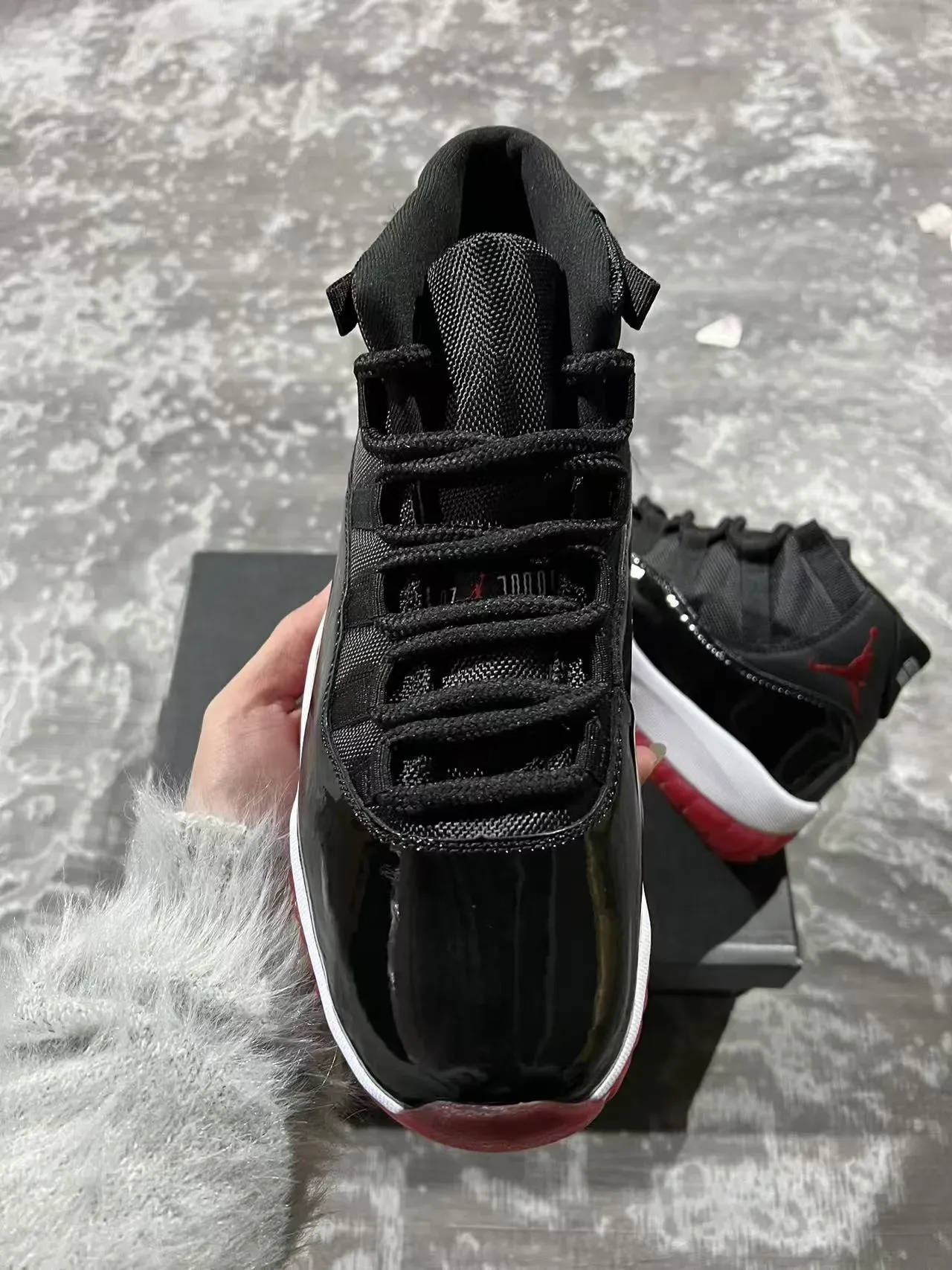 Air Jordan 11 Chaussures de Basket Noir Rouge Cuir Patenté 3