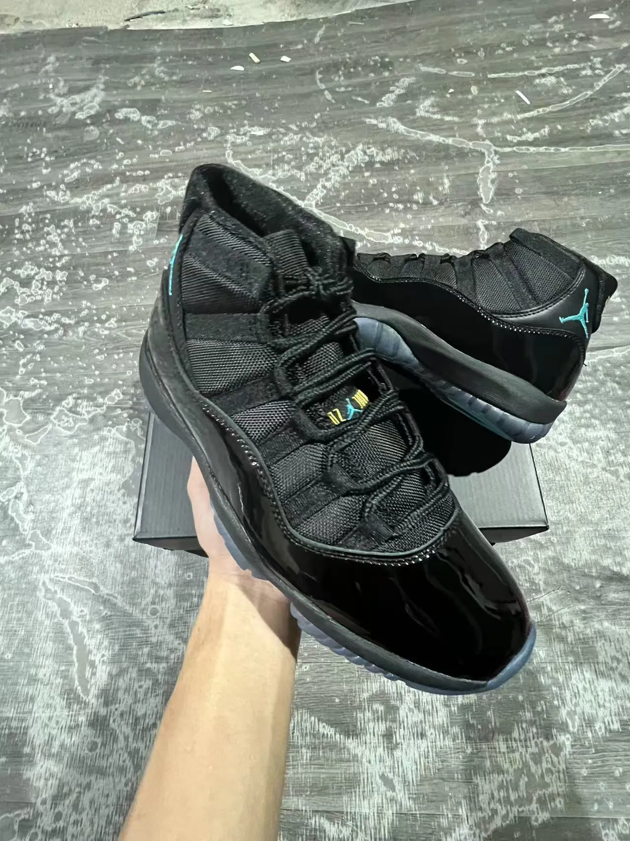 Air Jordan 11 Tênis de Basquete Preto Turquesa 10