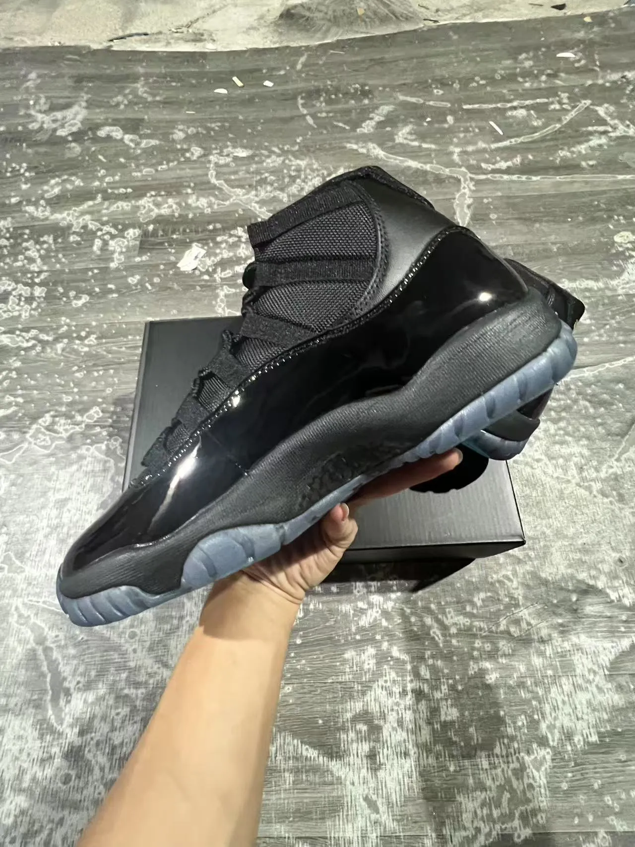 Air Jordan 11 Tênis de Basquete Preto Turquesa 4