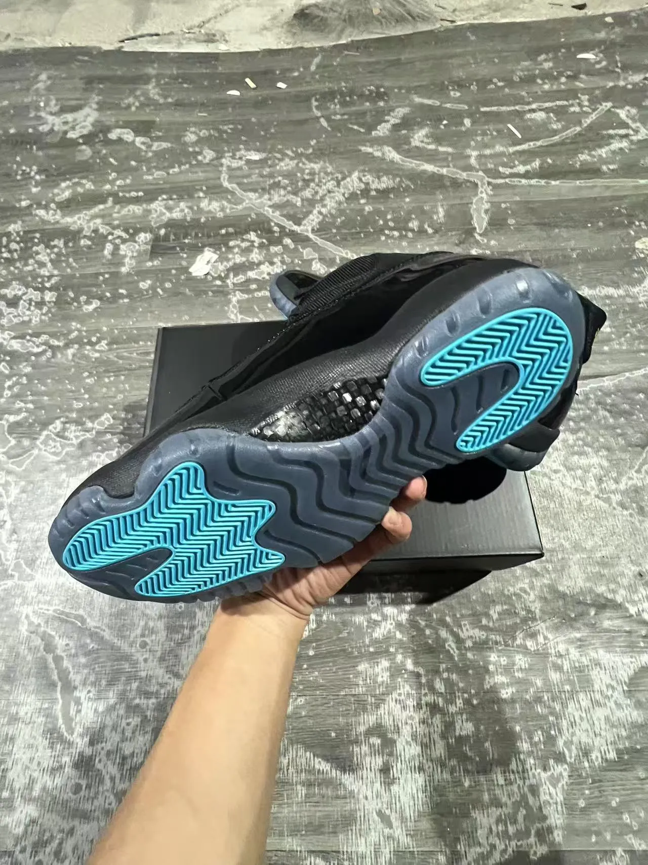 Air Jordan 11 Tênis de Basquete Preto Turquesa 5
