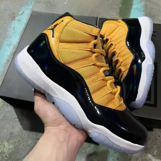 Air Jordan 11 芥末黄与幻彩黑篮球鞋