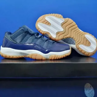 Air Jordan 11 Navy Patent Leather Basketball Shoes