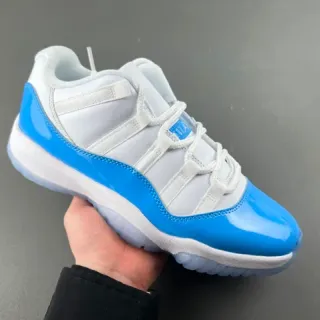 Air Jordan 11 Zapatos de baloncesto de cuero patentado blanco y azul