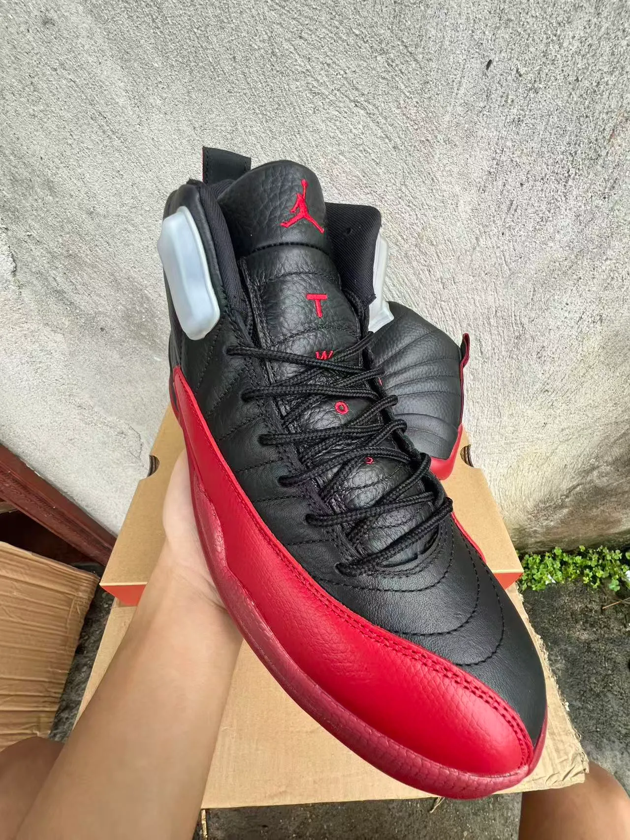 Air Jordan 12 Black Red Quilted Leather Basketball Shoes 3