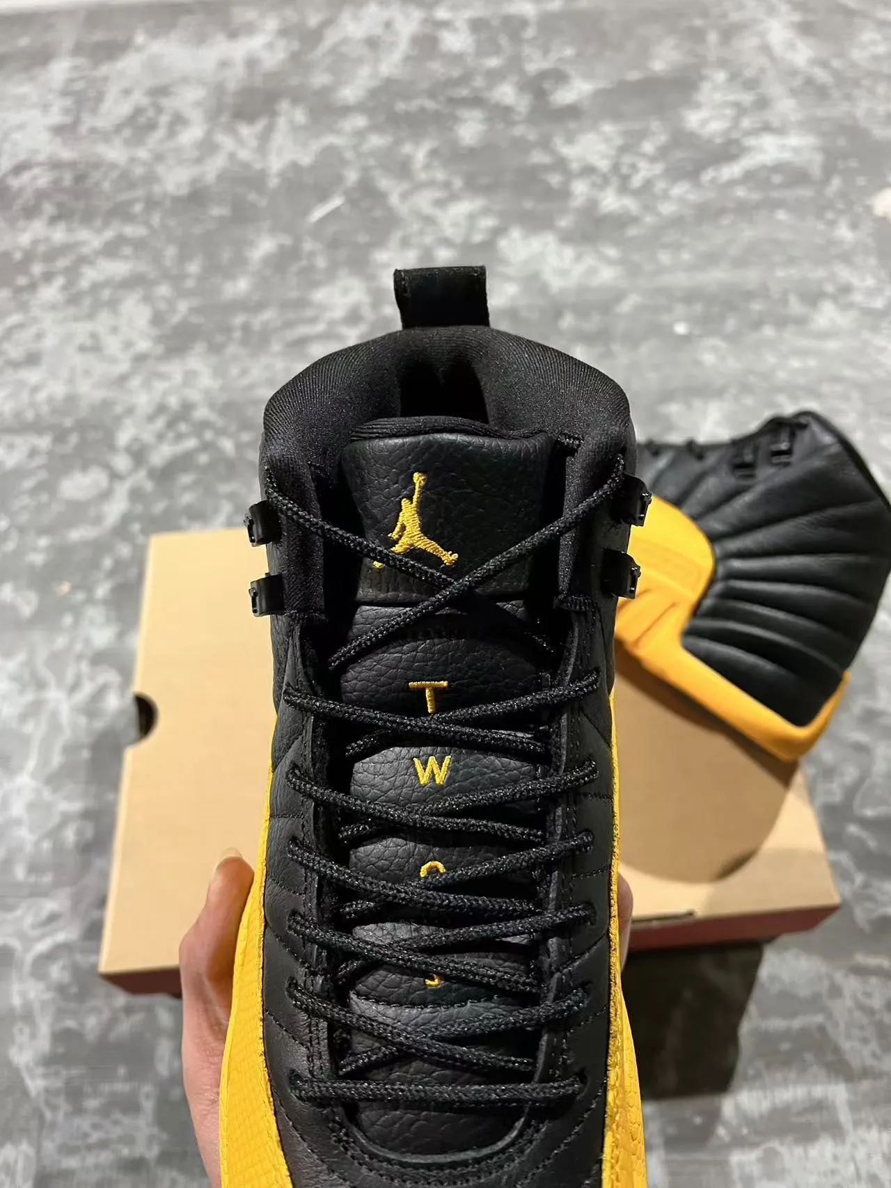 Air Jordan 12 Black Yellow Basketball Shoes 4