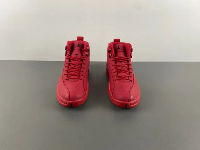 Air Jordan 12 Monochromatic Red Basketball Shoes 12