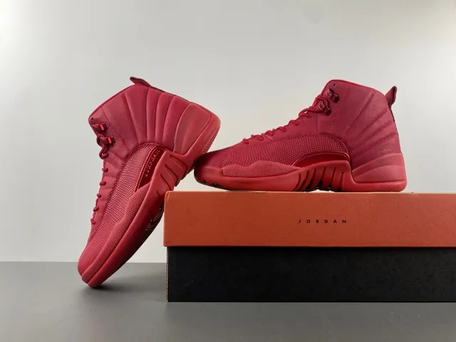 Air Jordan 12 Monochromatic Red Basketball Shoes 14