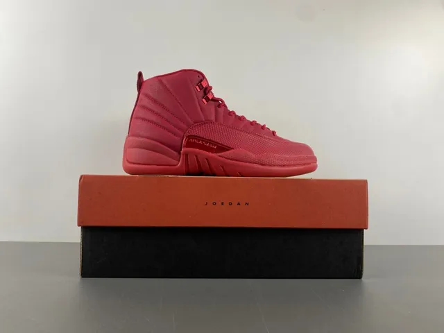 Air Jordan 12 Monochromatic Red Basketball Shoes 15