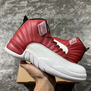 Air Jordan 12 Tênis de Basquete de Couro Quiltado Vermelho e Branco