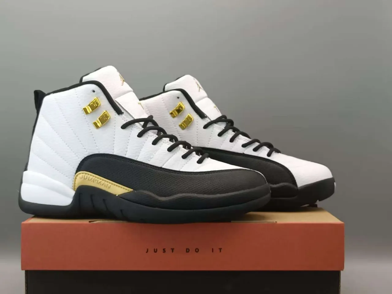 Air Jordan 12 White Black Gold Basketball Shoes 5