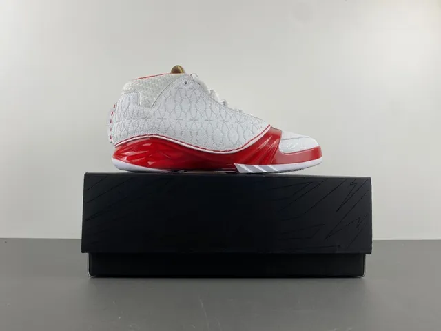 Air Jordan 12 White Red Gold High-Top Basketball Shoes 15