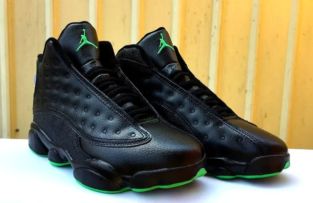 Air Jordan 13 Black Neon Green Basketball Shoes 3