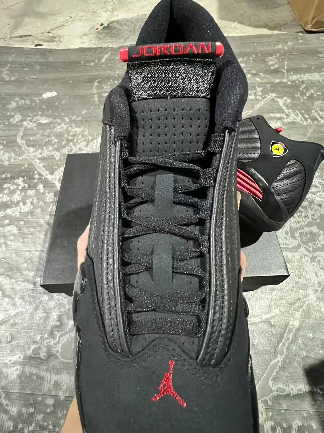 Air Jordan 14 Noir Rouge Ferrari Collaboration Chaussures de Basketball 4